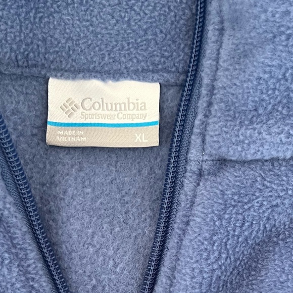 Columbia Soft Blue Fleece Jacket - Picture 2 of 3